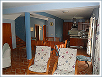 Wohnzimmer und Kueche